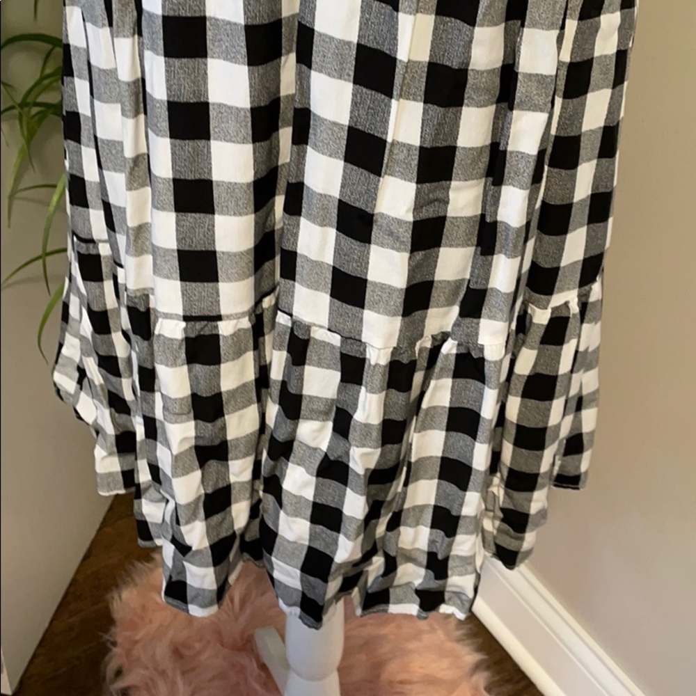 Checkered Trapeze Dress - Picture 5 of 9